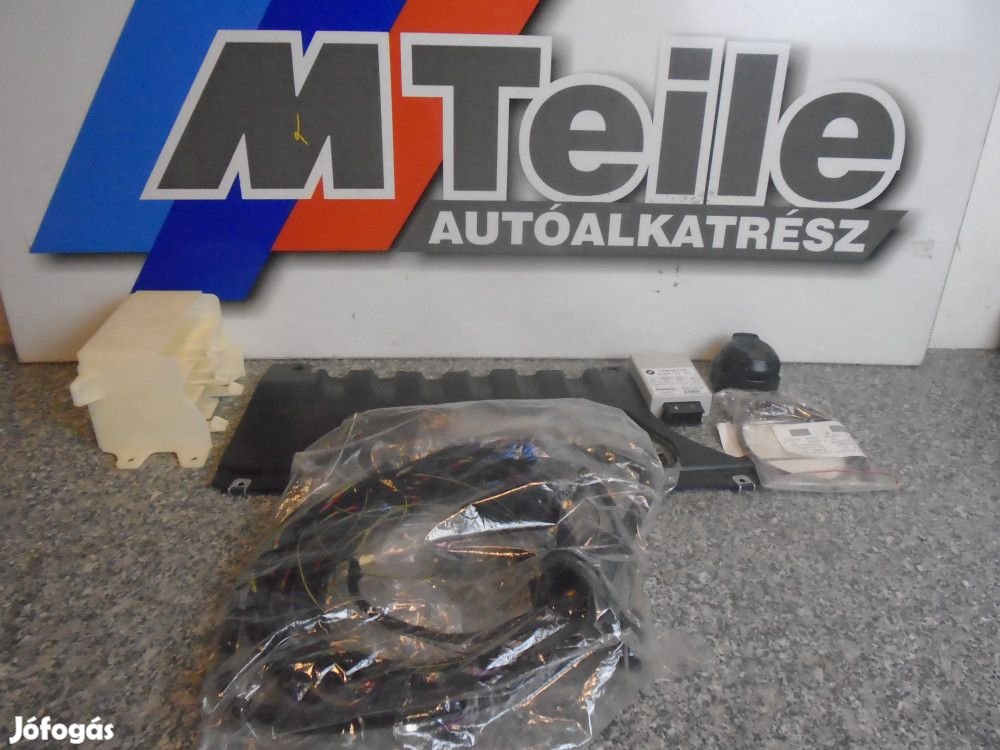 [GYÁRI ÚJ] BMW - VONÓHOROG BEKÖTŐSZETT | E81; E87+ LCI / 1-ES; 716021